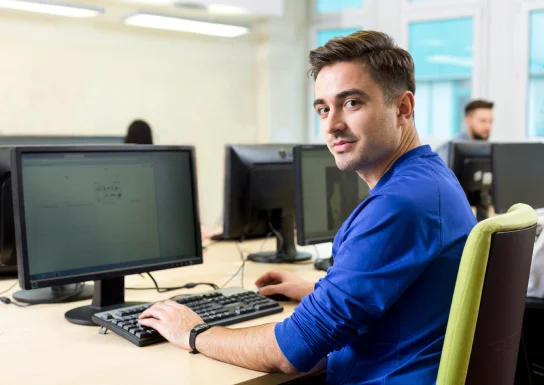 مخاطبان نسخه آموزشی سپیدار